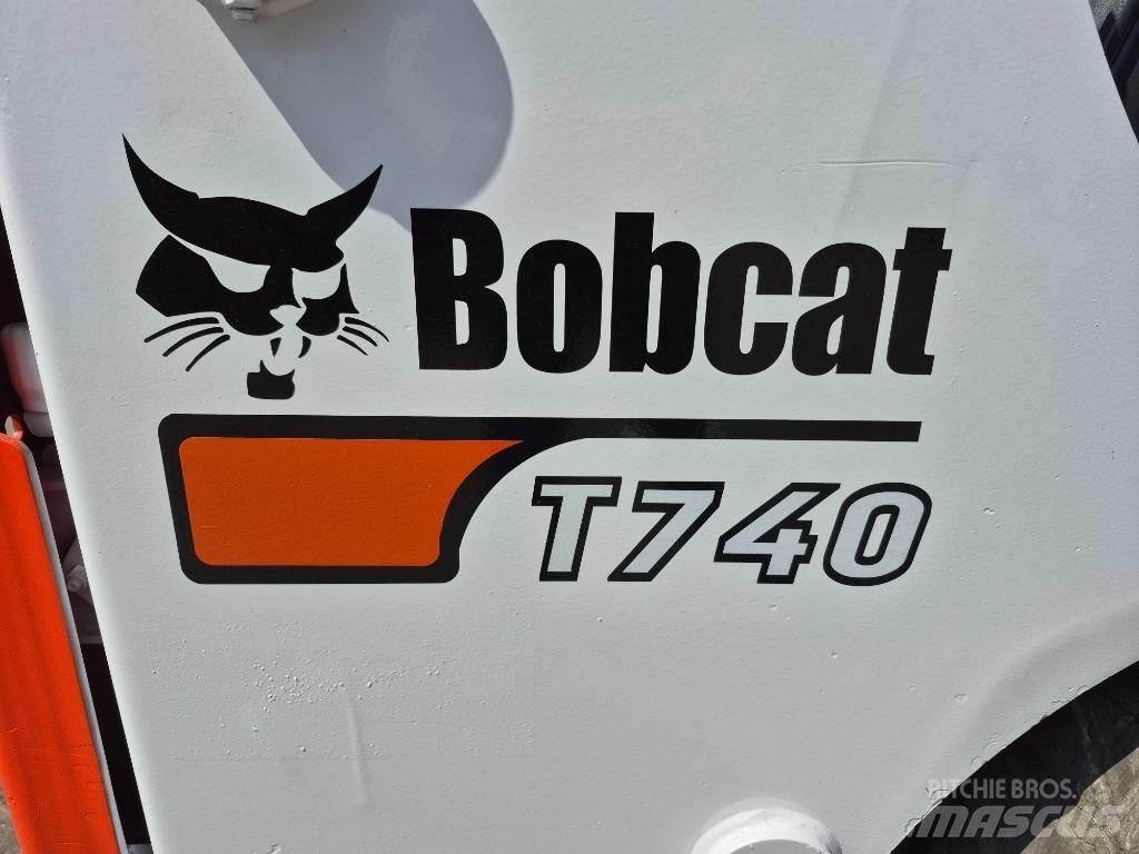 Bobcat T 740 Skid steer loderler