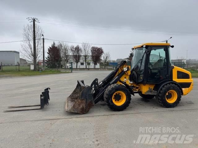 JCB 406 Tekerlekli yükleyiciler