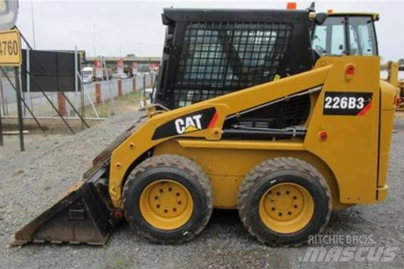 CAT 226B3 Diger kamyonlar