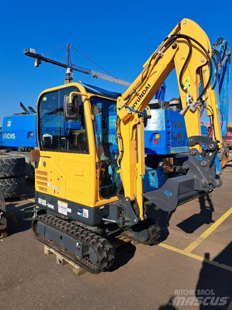 Hyundai R18-9AK Mini ekskavatörler, 7 tona dek