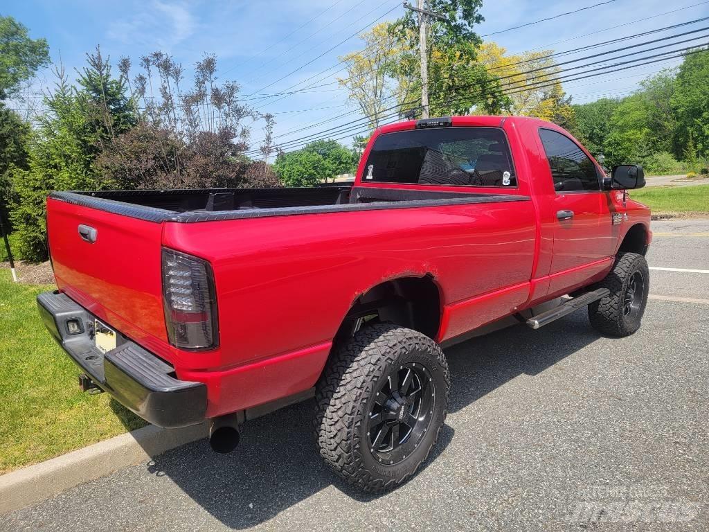 Dodge Ram 2500 Pikaplar