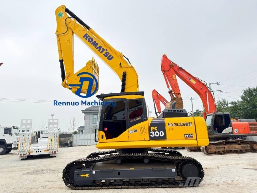 Komatsu PC 300 Paletli ekskavatörler