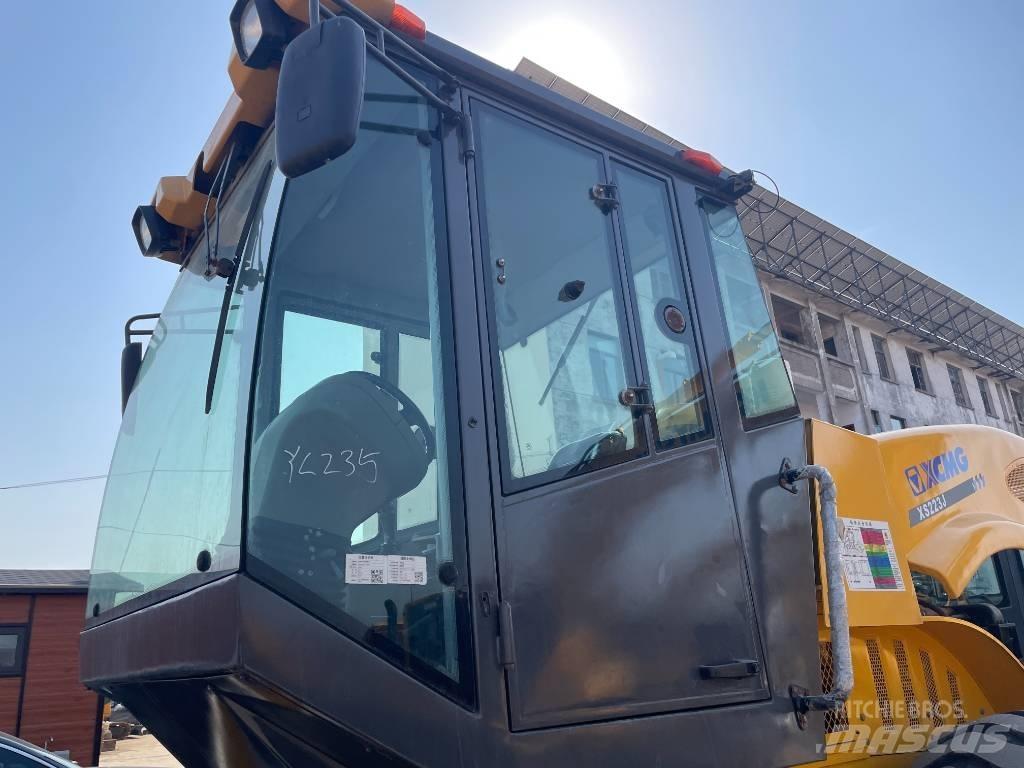 XCMG XS 223 J Tek tamburlu silindirler