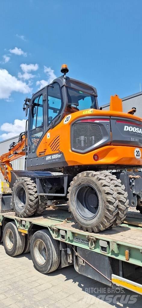 Doosan DX 100 W-7 Lastik tekerli ekskavatörler