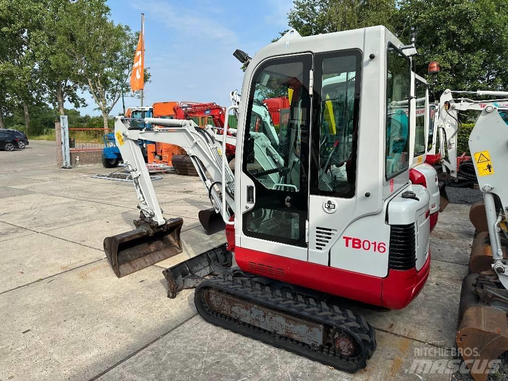 Takeuchi TB 016 R Mini ekskavatörler, 7 tona dek