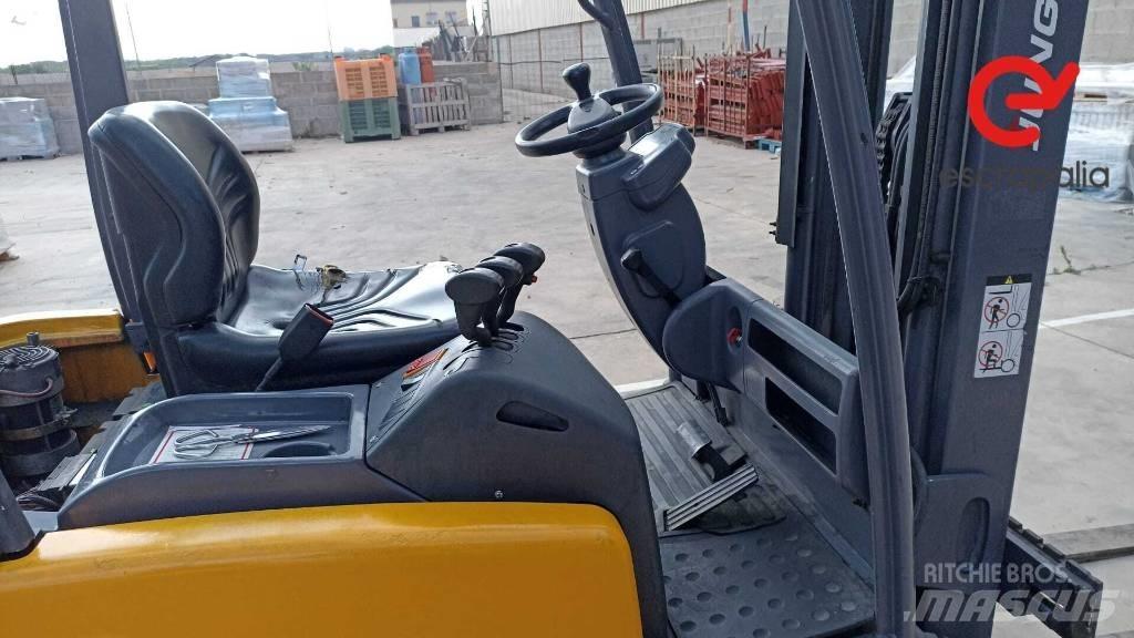 Jungheinrich EFG 220 Elektrikli forkliftler