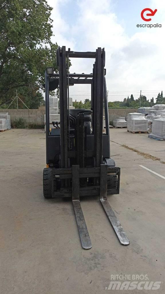 Jungheinrich EFG 220 Elektrikli forkliftler