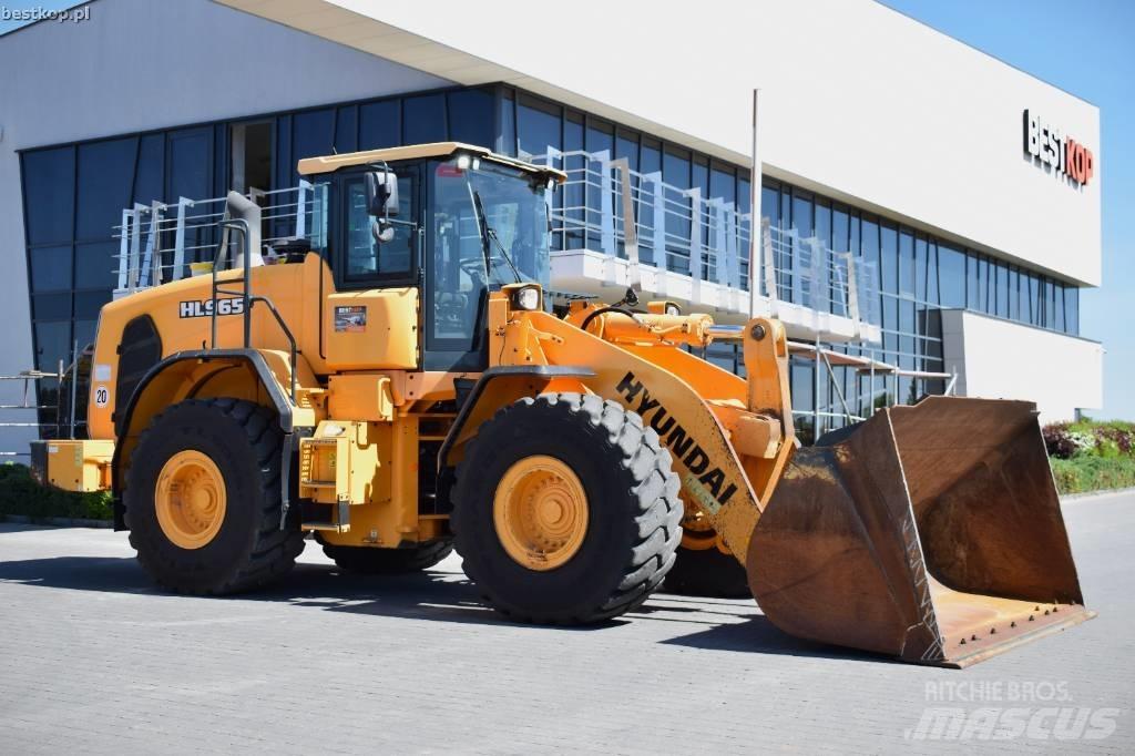 Hyundai HL 965 Tekerlekli yükleyiciler