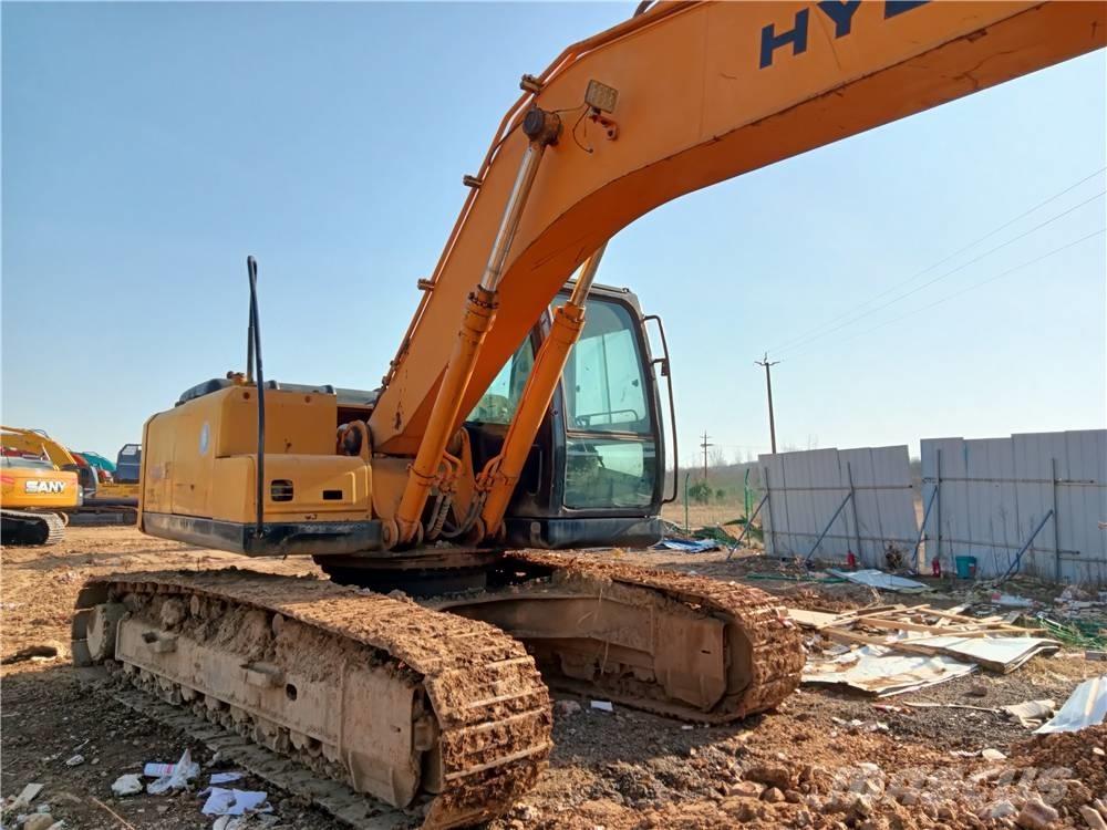 Hyundai R225LC-7 Paletli ekskavatörler