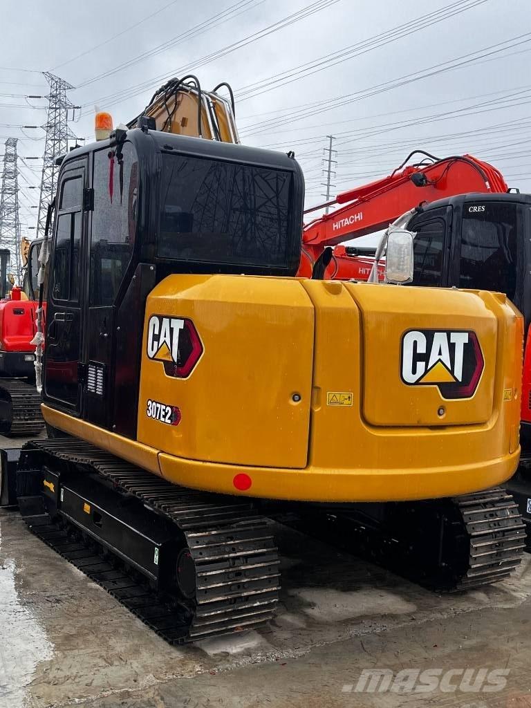 CAT 307 E2 Paletli ekskavatörler
