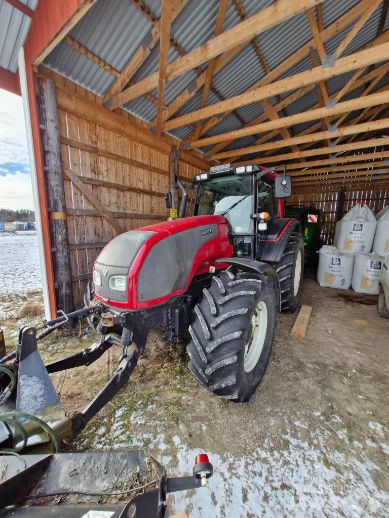 Valtra T 151 hitchec Traktörler