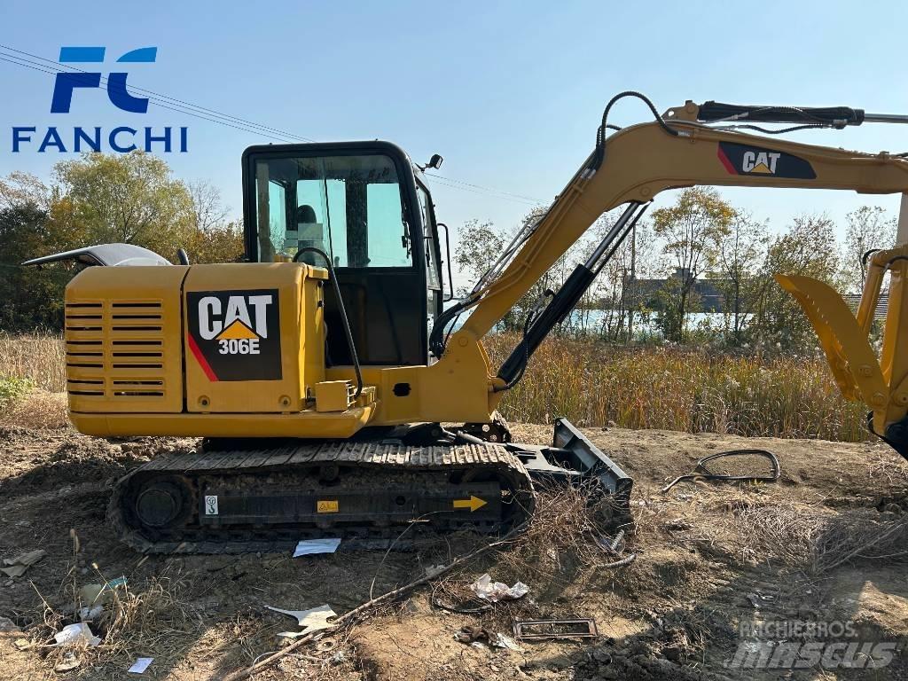 CAT 306E Paletli ekskavatörler