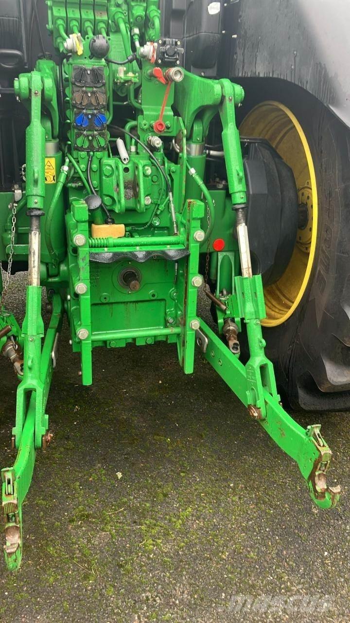 John Deere 6230R Traktörler