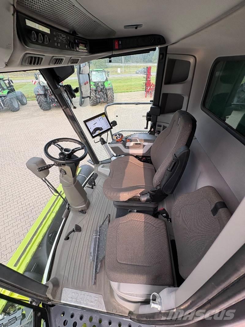 CLAAS TRION 750 Biçerdöverler