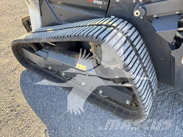 Bobcat T76 Skid steer loderler