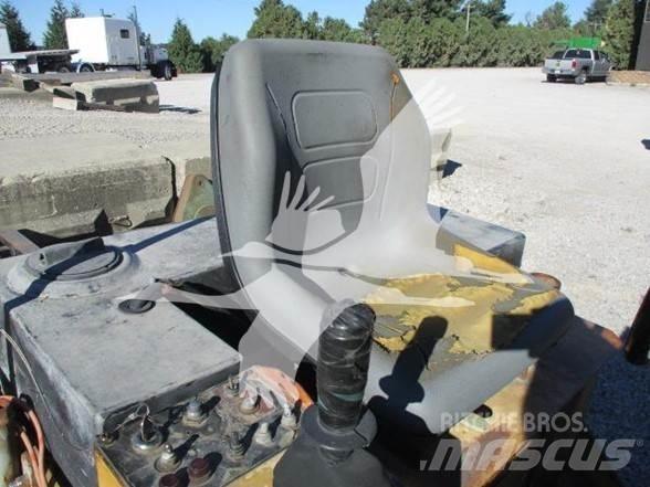 Bomag BW137AD Tek tamburlu silindirler