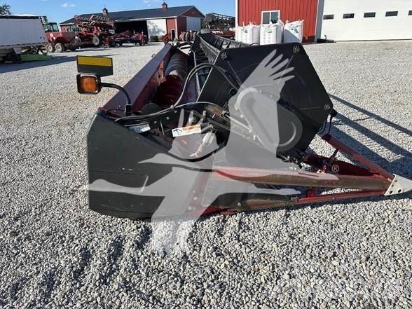 Case IH 1020 Biçerdöver kafaları