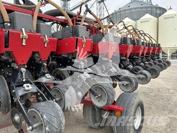 Case IH 1200 Ekiciler