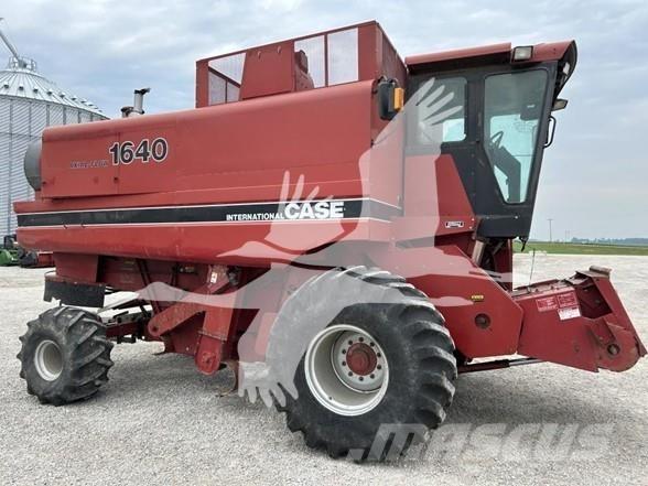 Case IH 1640 Biçerdöverler
