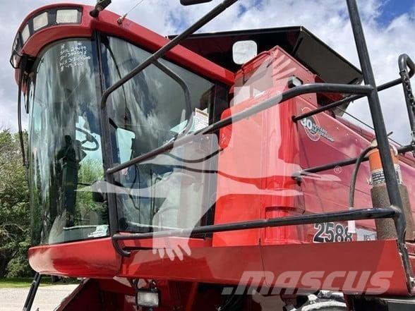 Case IH 2588 Biçerdöverler