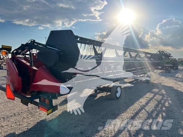 Case IH 3020 Biçerdöver kafaları