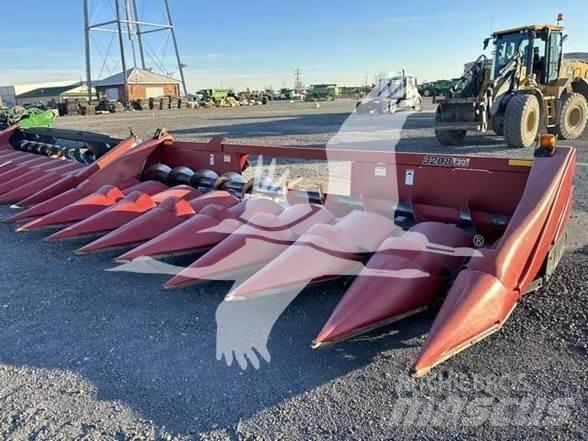Case IH 3208 Biçerdöver kafaları