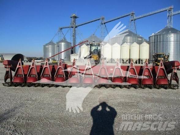 Case IH 3412 Biçerdöver kafaları