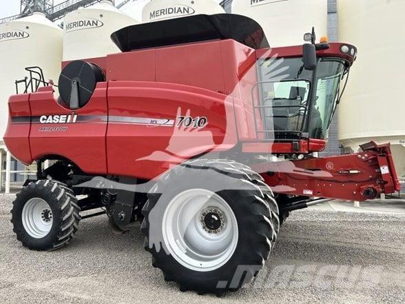 Case IH 7010 Biçerdöverler