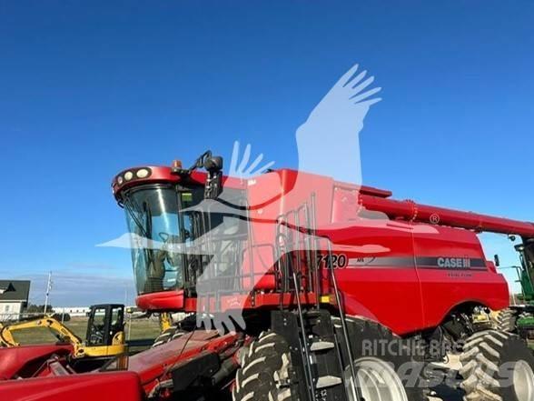 Case IH 7120 Biçerdöverler
