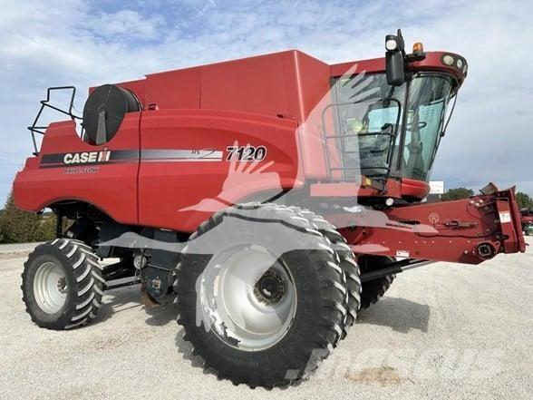 Case IH 7120 Biçerdöverler