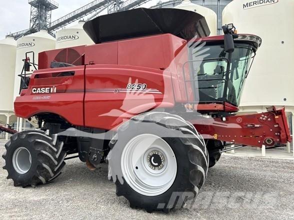 Case IH 8250 Biçerdöverler