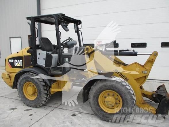 CAT 906H2 Tekerlekli yükleyiciler