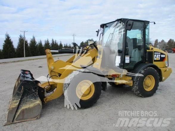 CAT 906M Tekerlekli yükleyiciler