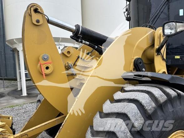 CAT 930M Tekerlekli yükleyiciler