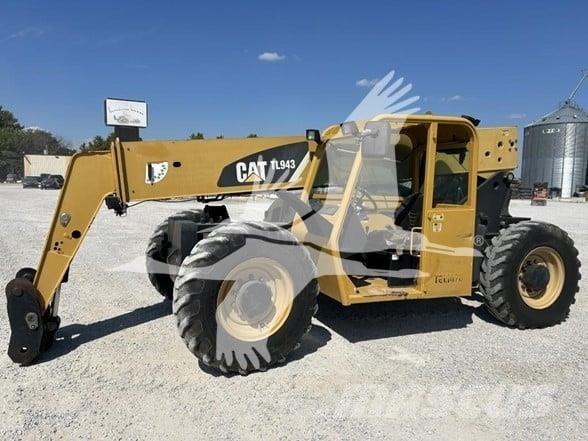 CAT TL943 Teleskopik yükleyiciler