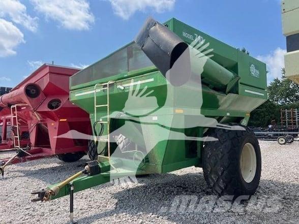 E-Z Trail 710 Hububat/Silaj Römorkları