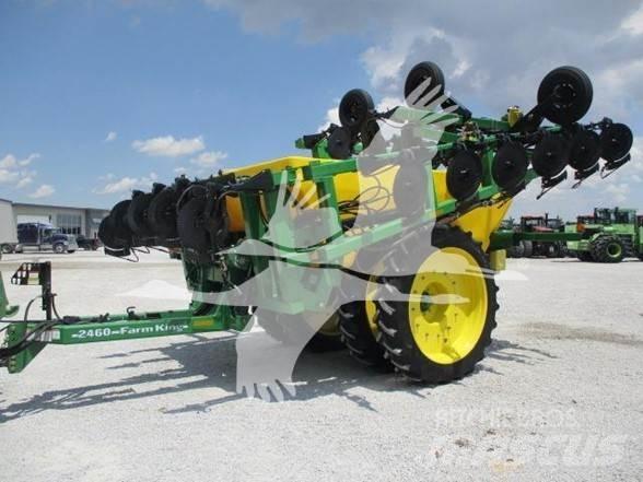 Farm King 2460 Mineral gübre dagiticilar