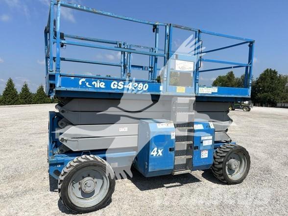 Genie GS4390RT Makasli platformlar