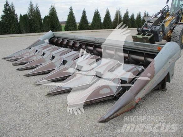 Gleaner 830 Biçerdöver kafaları