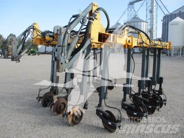 Hagie NTB16 Mineral gübre dagiticilar