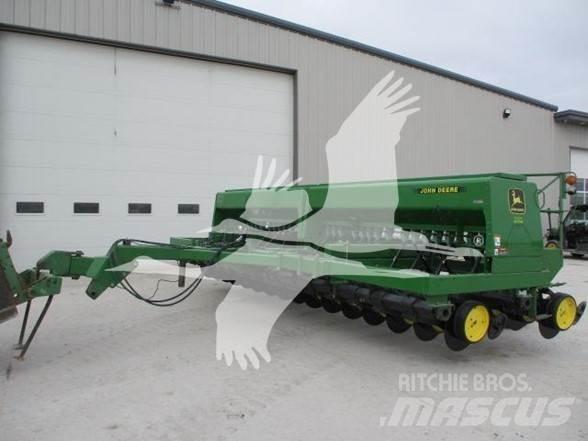 John Deere 750 Mibzerler