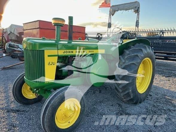 John Deere 820 Traktörler
