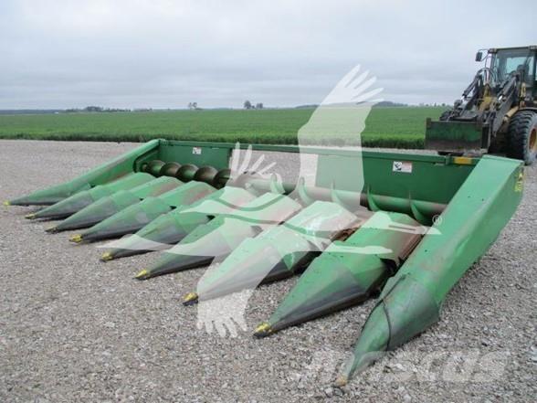 John Deere 843 Biçerdöver kafaları