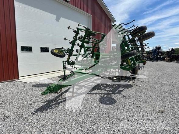 John Deere 980 Kültivatörler