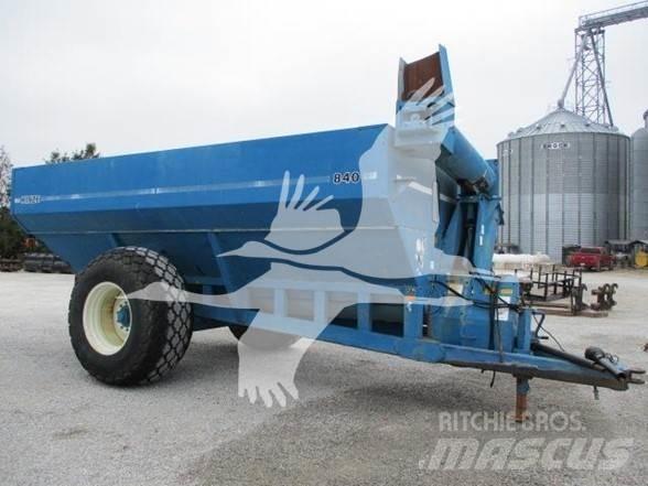 Kinze 840 Hububat/Silaj Römorkları