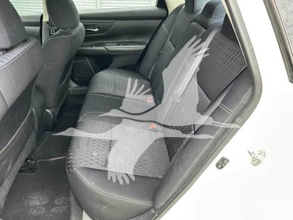 Nissan ALTIMA Otomobiller