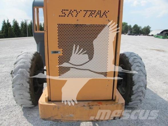 SkyTrak 8042 Teleskopik yükleyiciler
