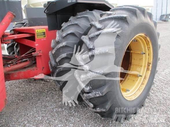 Versatile 876 Traktörler