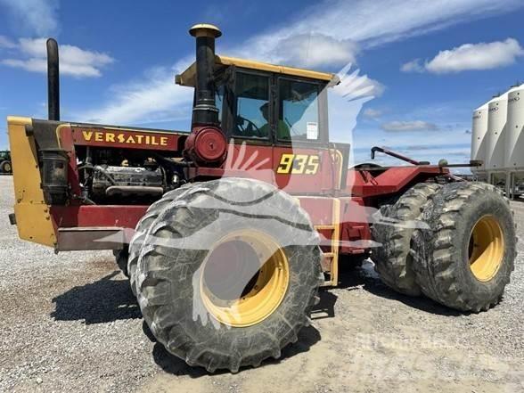 Versatile 935 Traktörler