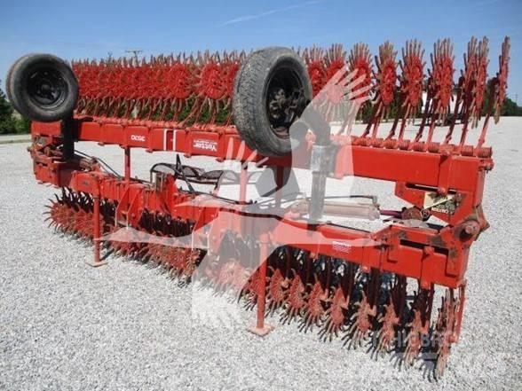 YETTER 3530 Diger toprak isleme makina ve aksesuarlari